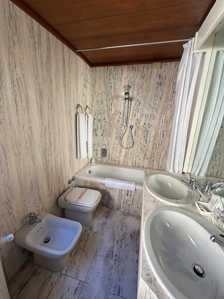 Doppia Vista Portici — bagno